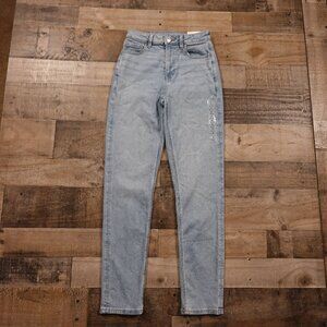 American Eagle Outfitters High Rise Mom Jeans Women's Size 0 Reg Light Wash NWT